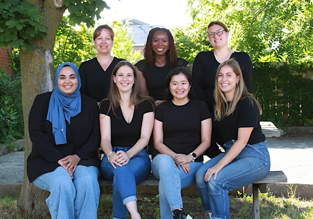 {{ hero.title }} image